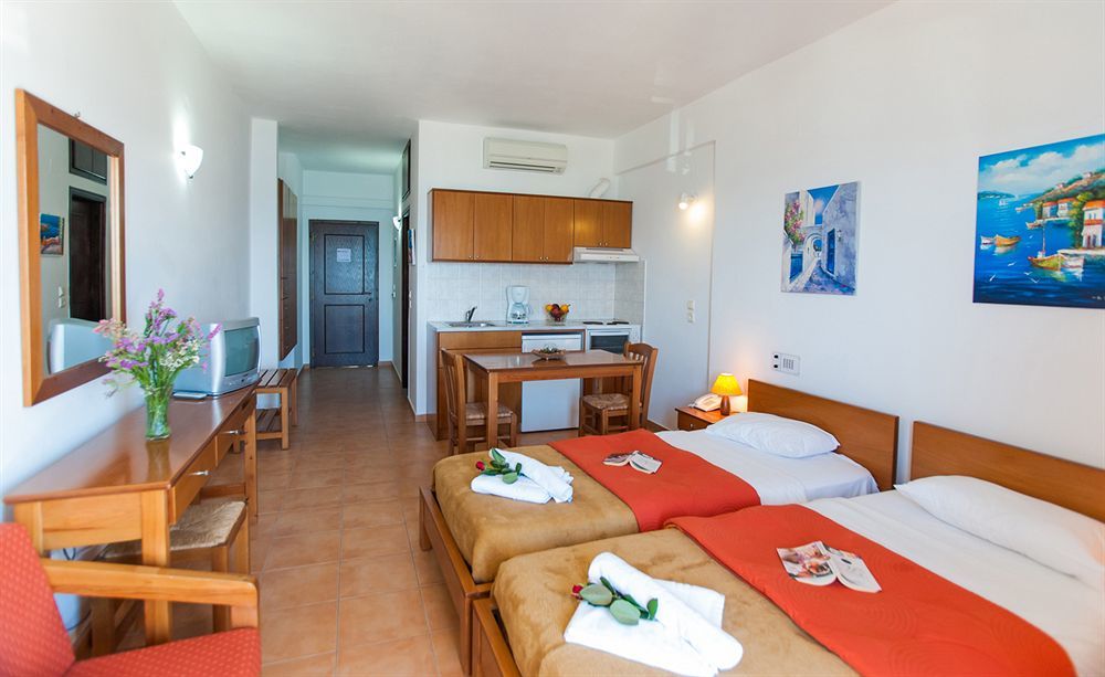 Batis Beach Hotel Rétino Exterior foto